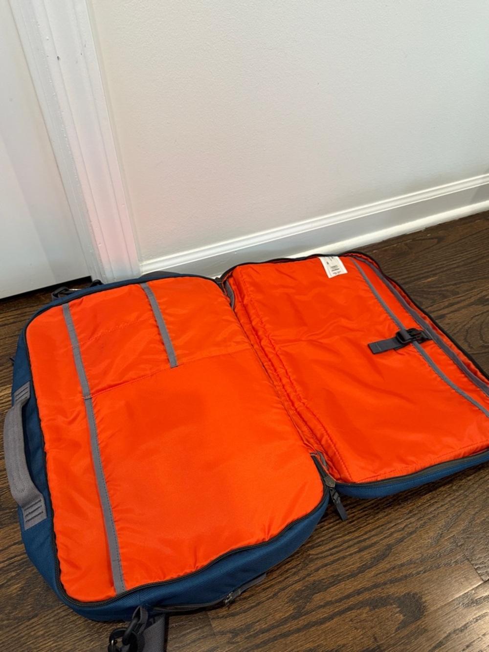 Patagonia Transport Shoulder Bag 26L messenger laptop travel bag - Picture 9 of 11